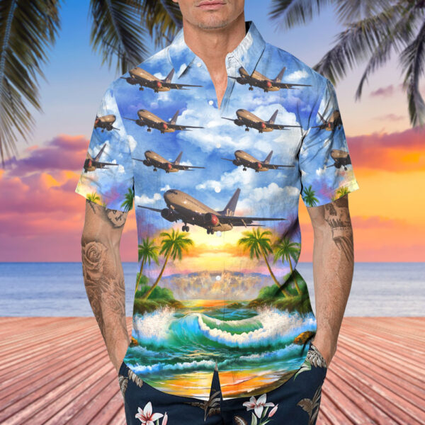 Boeing 737-783 Scandinavian Airlines (SAS) Hawaiian Shirt