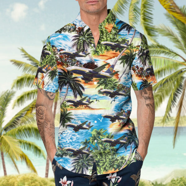 Boeing 737-2K2(Adv) Ryanair Hawaiian Shirt