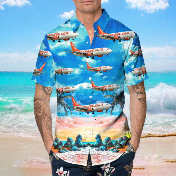 Boeing 737-36Q easyJet Hawaiian Shirt