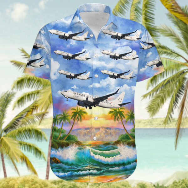 Boeing 737-8 MAX Singapore Airlines Hawaiian Shirt
