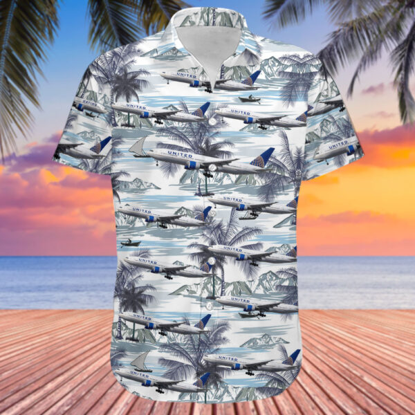 Boeing 777-222(ER) United Airlines Hawaiian Shirt Boeing 777-222(ER) United Airlines Hawaiian Shirt