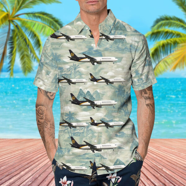 Boeing 767-34AF(ER) United Parcel Service (UPS) Hawaiian Shirt Boeing 767-34AF(ER) United Parcel Service (UPS) Hawaiian Shirt