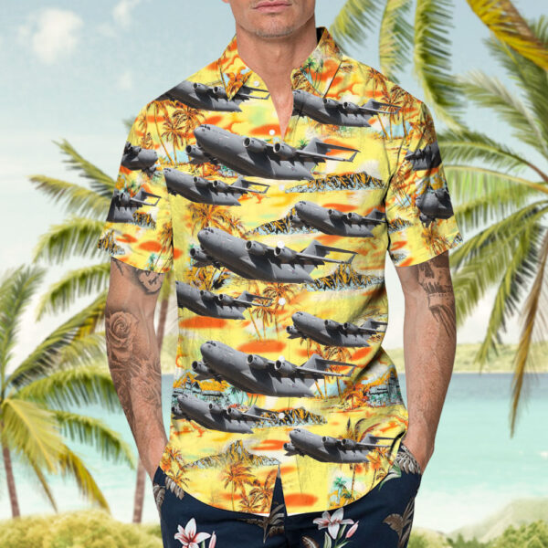 Boeing C-17A Globemaster III United Kingdom Royal Air Force (RAF) Hawaiian Shirt