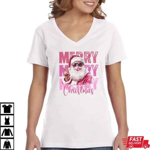 Merry Christmas Santa Shirt – Cool Santa Claus Peace Sign Bubblegum Tee