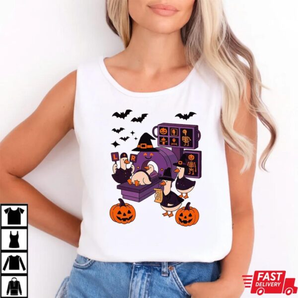 Funny Halloween Duck Radiology Shirt – MRI CT Scan Tech Pumpkin Witch Tee