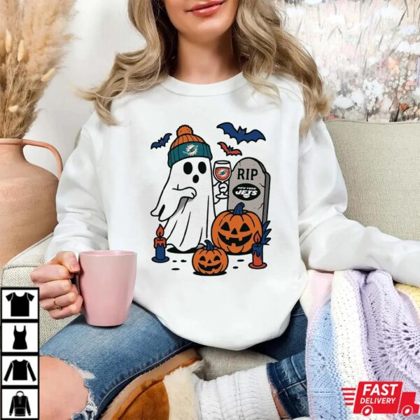 Miami Dolphins vs New York Jets Halloween Ghost RIP T-Shirt Miami Dolphins vs New York Jets Halloween Ghost RIP T-Shirt