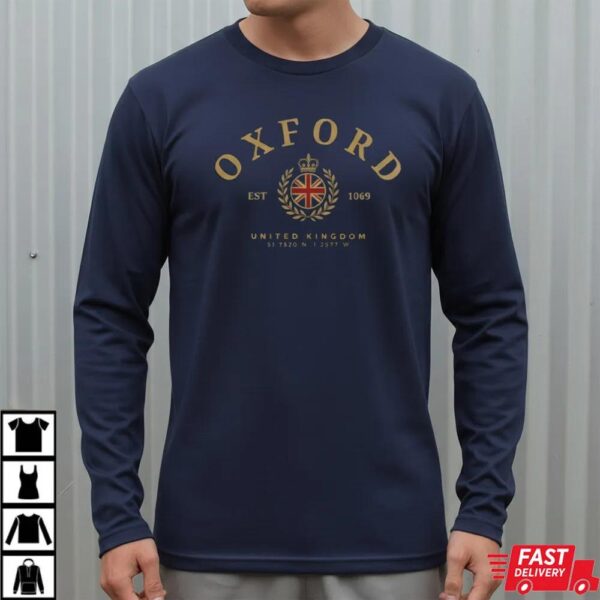 Oxford EST 1069 Royal Crest Sweatshirt Oxford EST 1069 Royal Crest Sweatshirt