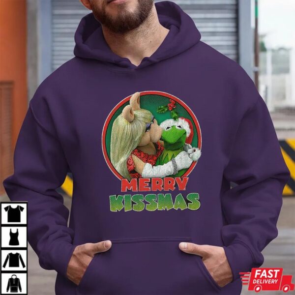 Disney The Muppets Kermit Miss Piggy Merry Kissmas T-Shirt