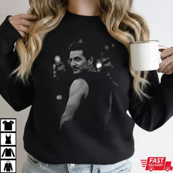 Retro Pedro Pascal Photoshoot T-Shirt Retro Pedro Pascal Photoshoot T-Shirt