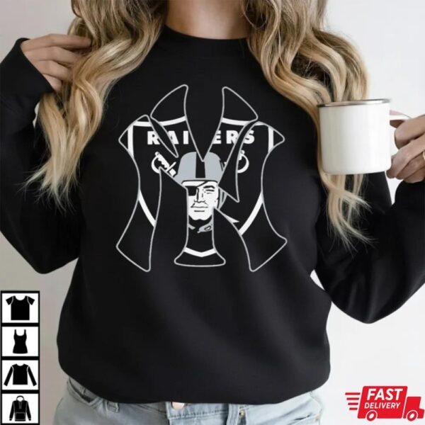 Yankees Raiders Logo Mashup T-Shirt