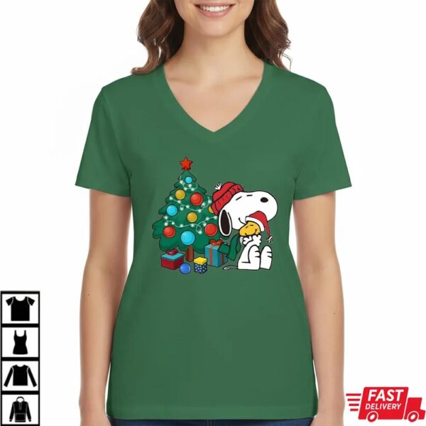 Christmas Snoopy Cartoon Sweatshirt