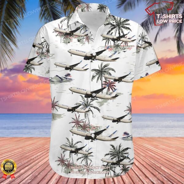 Boeing 767-3CB(ER) United Airlines Hawaiian Shirt Boeing 767-3CB(ER) United Airlines Hawaiian Shirt