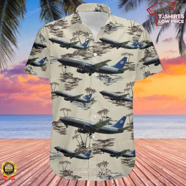 Boeing 737-322 United Airlines Hawaiian Shirt Boeing 737-322 United Airlines Hawaiian Shirt