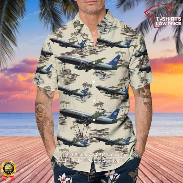 Boeing 737-322 United Airlines Hawaiian Shirt Boeing 737-322 United Airlines Hawaiian Shirt