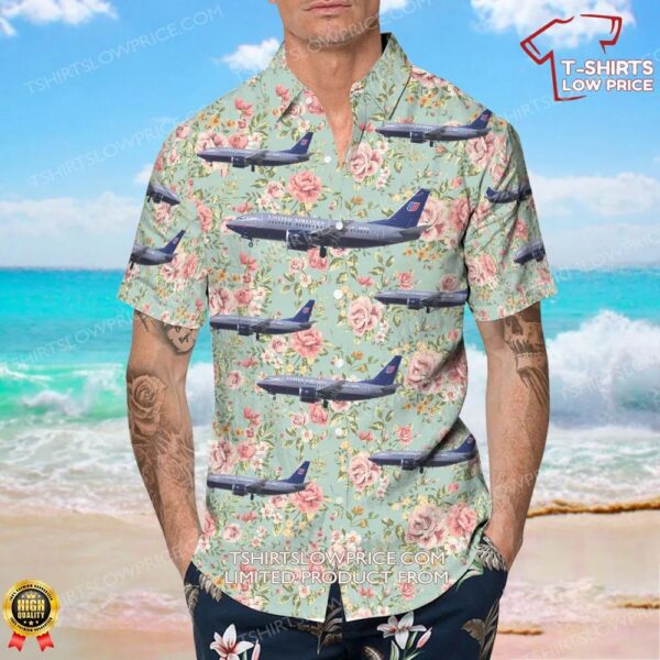 Boeing 737-522 United Airlines Hawaiian Shirt Boeing 737-522 United Airlines Hawaiian Shirt