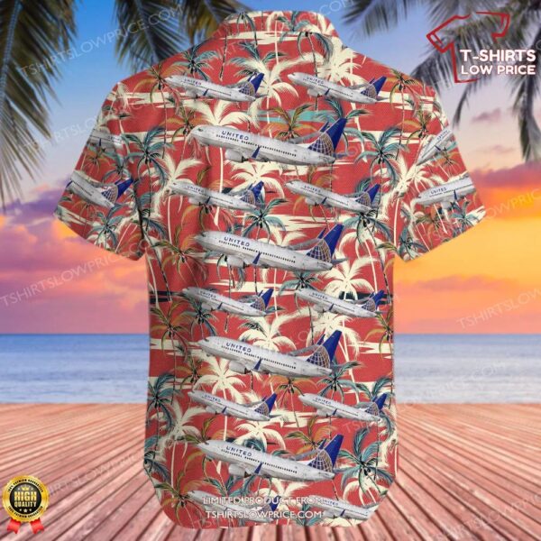 Boeing 737-724 United Airlines Hawaiian Shirt Boeing 737-724 United Airlines Hawaiian Shirt