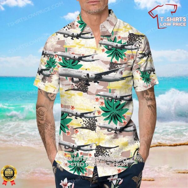 Boeing 777-367ER Qatar Airways Hawaiian Shirt