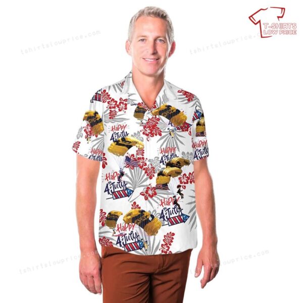 US Army Golden Knight demonstration parachutist, 4th Of July Hawaiian Shirt US Army Golden Knight demonstration parachutist, 4th Of July Hawaiian Shirt