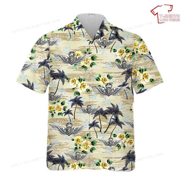 US Army Master Flight Surgeon Badge Hawaiian Shirt US Army Master Flight Surgeon Badge Hawaiian Shirt