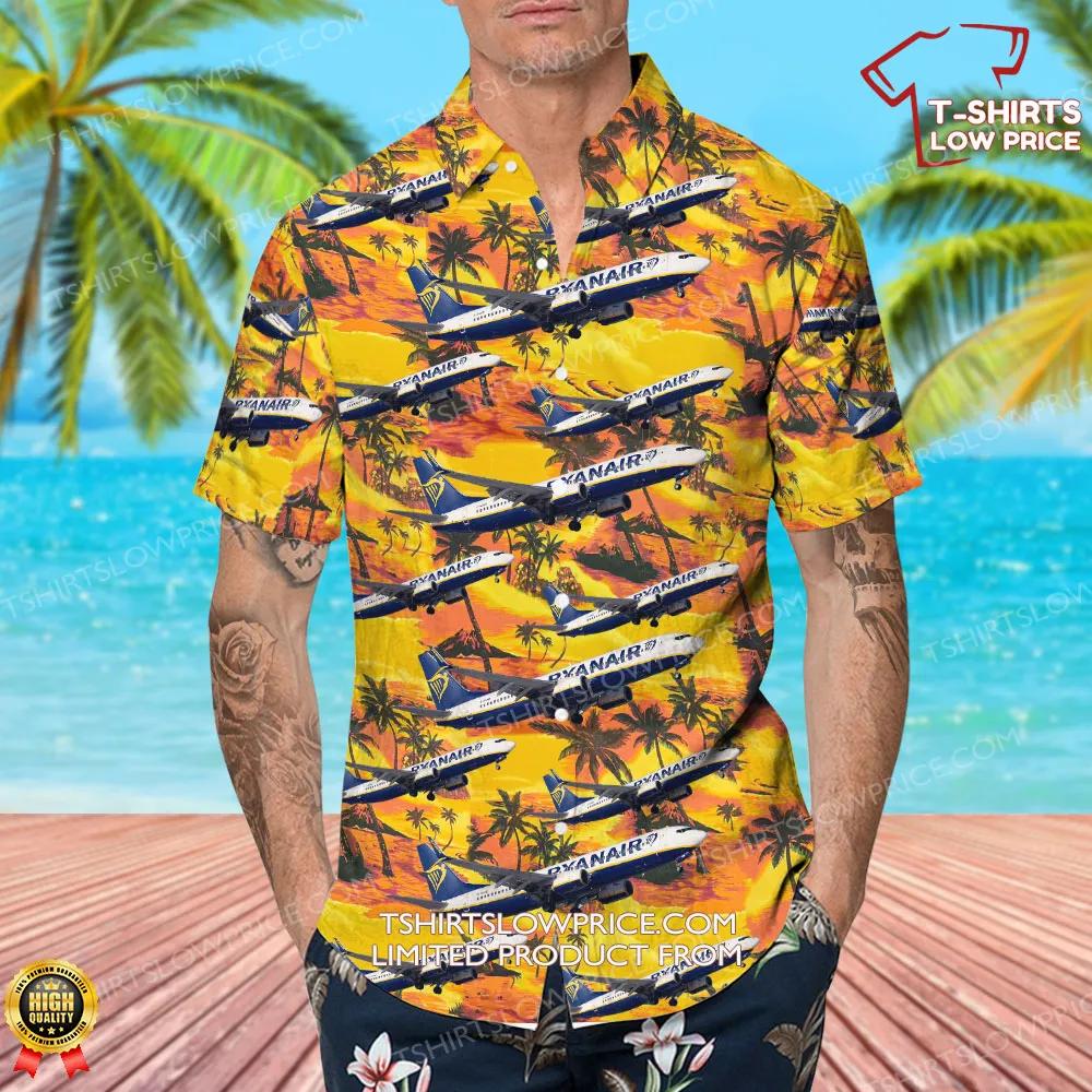 Boeing 737 8AS Ryanair UK Hawaiian Shirt 4 Boeing 737 8AS Ryanair UK Hawaiian Shirt 4