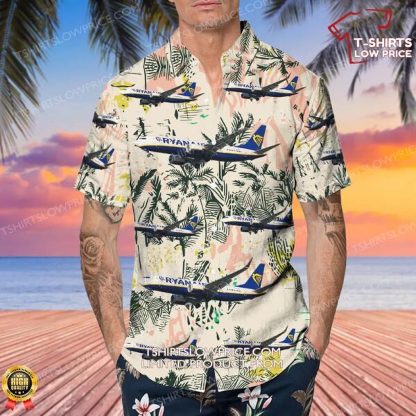 Boeing 737-8-200 MAX Ryanair UK Hawaiian Shirt Boeing 737-8-200 MAX Ryanair UK Hawaiian Shirt