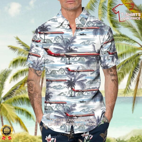 McDonnell Douglas MD-82 US Airways Hawaiian Shirt