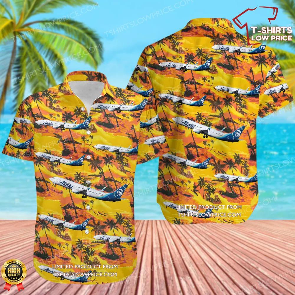 Boeing 737-990ER Alaska Airlines Hawaiian Shirt Boeing 737 990ER Alaska Airlines Hawaiian Shirt 1