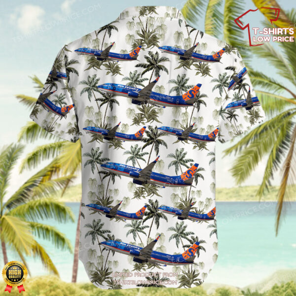 Boeing 737-8Q8 Sun Country Airlines Hawaiian Shirt