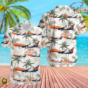 Boeing 737-82R Sun Country Airlines Hawaiian Shirt