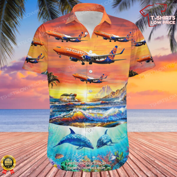 Boeing 737-8JP Sun Country Airlines Hawaiian Shirt