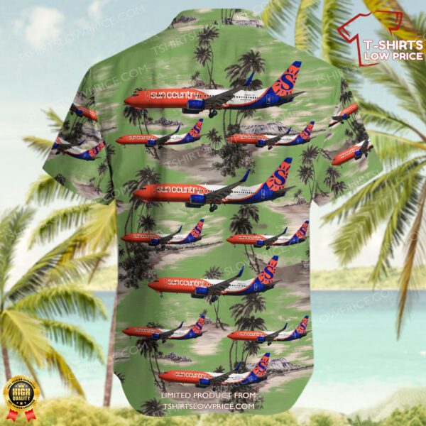 Boeing 737-89M Sun Country Airlines Hawaiian Shirt